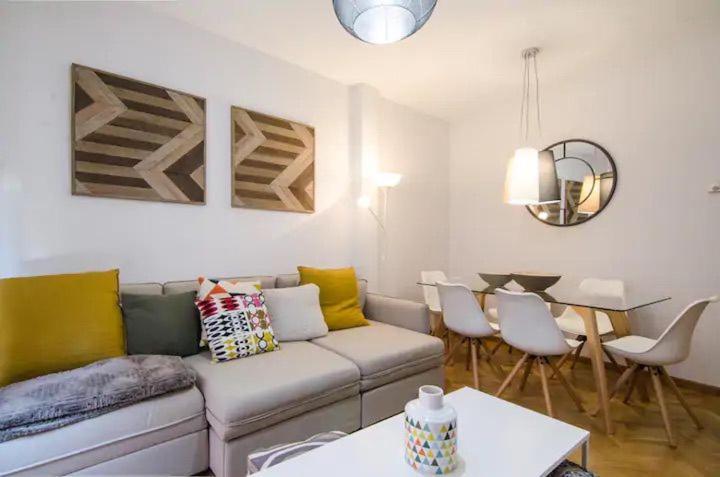 Bright & Spacious- City Center- 2Rooms-2Bathrooms 马德里 外观 照片