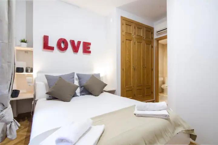 Bright & Spacious- City Center- 2Rooms-2Bathrooms 马德里 外观 照片