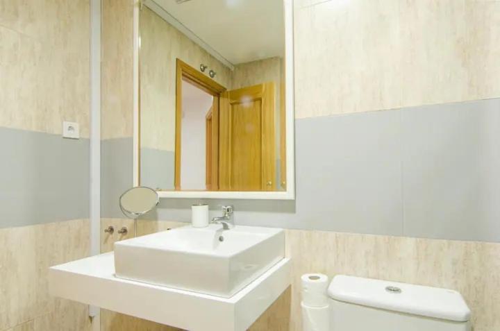 Bright & Spacious- City Center- 2Rooms-2Bathrooms 马德里 外观 照片