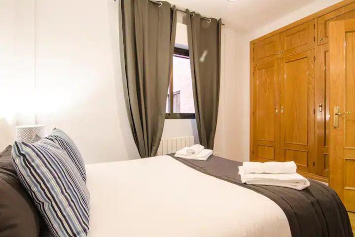 Bright & Spacious- City Center- 2Rooms-2Bathrooms 马德里 外观 照片